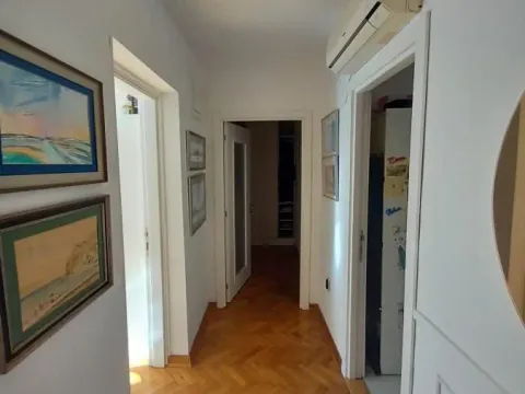 Izdavanje, trosoban stan, 85m², Stari grad, Novi Sad - image 7