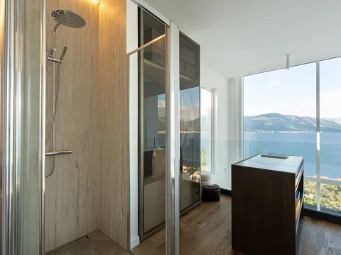 Rent, one bedroom apartment, 68m², Krašići, Tivat - image 22