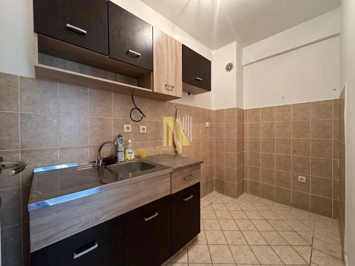 Prodaja, dvosoban stan, 48m², Sajmište, Novi Sad