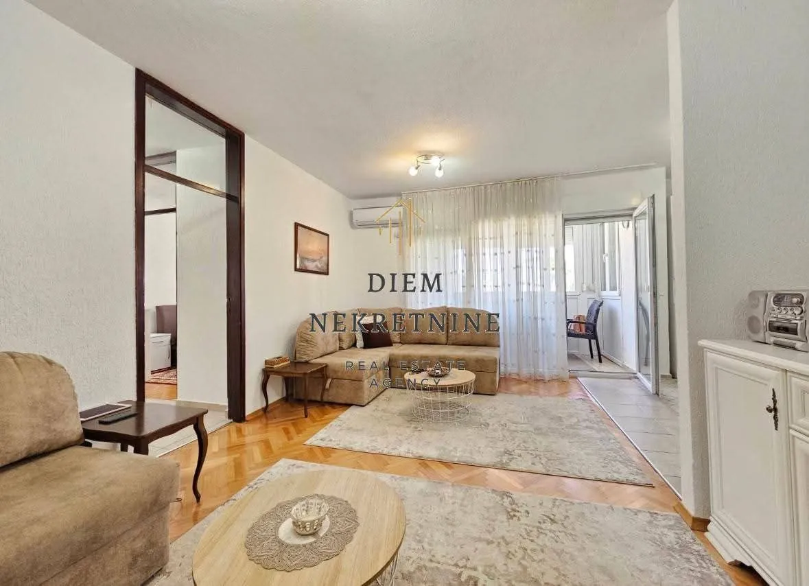 Sale, three bedroom apartment, 84m², Centar, Bar