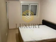 Izdavanje, trosoban stan, 100m², City Kvart, Podgorica - image 4