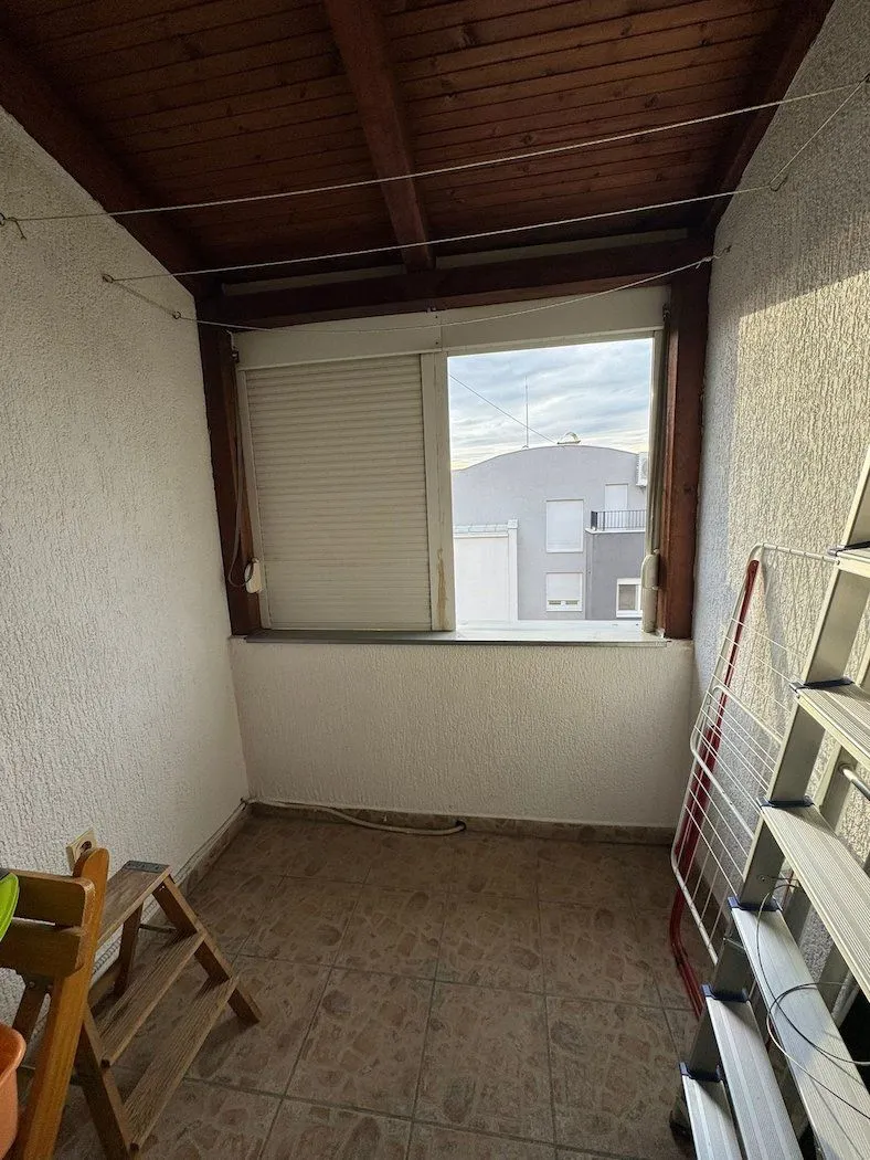 Izdavanje, jednosoban stan, 56m², Grbavica, Novi Sad Sve Podlokacije