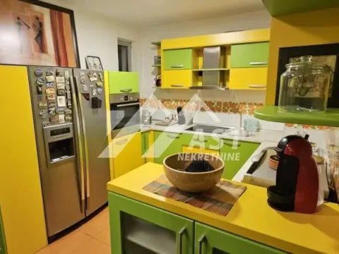 Izdavanje, četvorosoban stan, 92m², Novi Sad Sve Podlokacije, Novi Sad - image 4