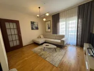 Izdavanje, dvosoban stan, 74m², City Kvart, Podgorica - image 11