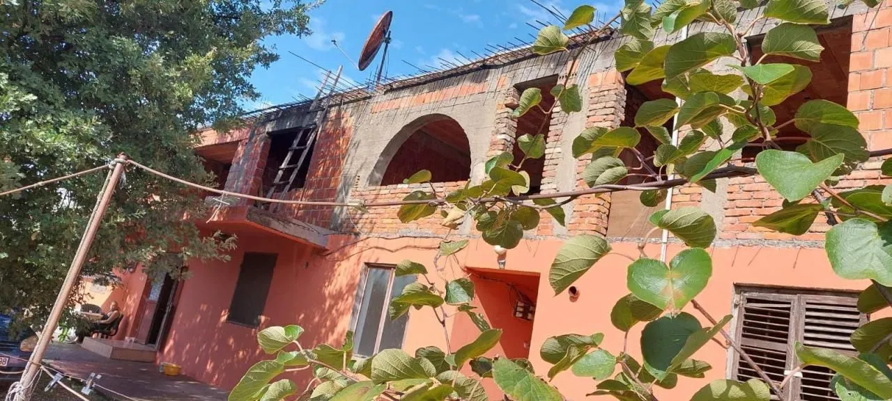 Sale, house, 500m², Bar, Crna Gora