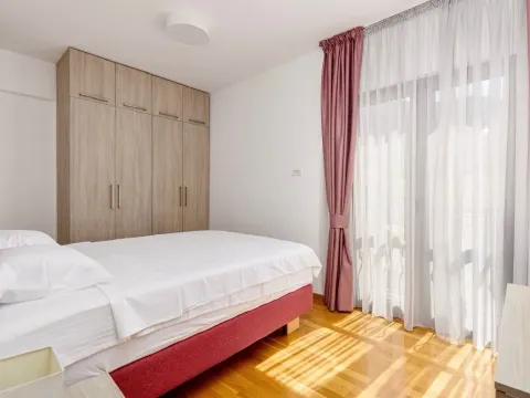 Rent, two bedroom apartment, 64m², Rozino, Budva - image 7