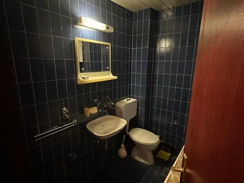 Rent, two bedroom apartment, 71m², Centar, Podgorica - image 13