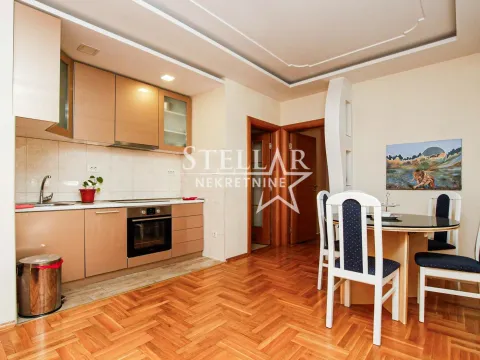 Rent, two bedroom apartment, 68m², Centar, Podgorica - image 1
