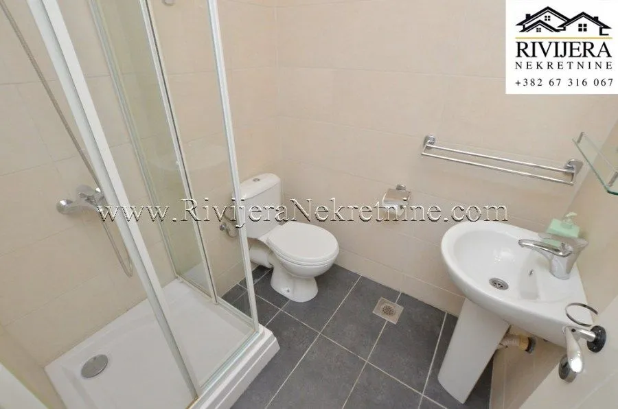 Prodaja, dvosoban stan, 85m², Đenovići, Herceg Novi