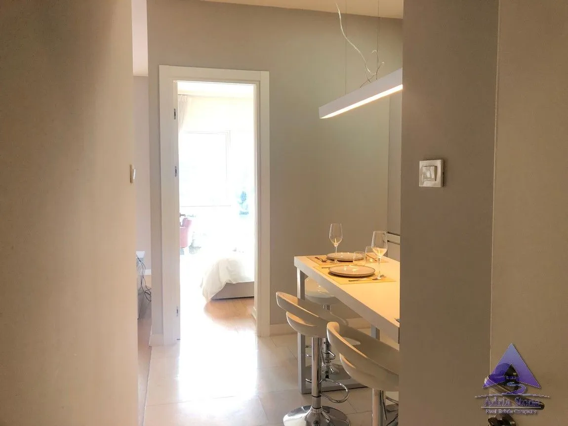 Sale, two bedroom apartment, 89m², Centar, Budva