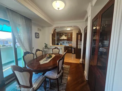 Izdavanje, stan, 130m², Podgorica, Crna Gora - image 10