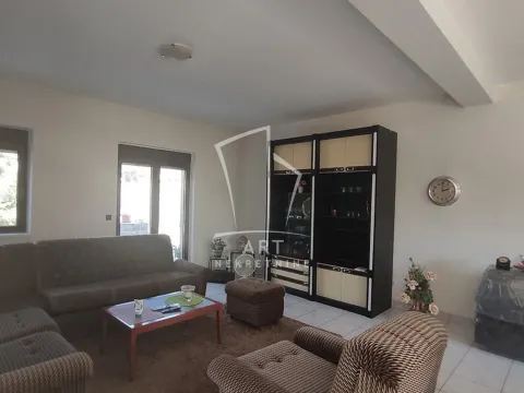 Prodaja, kuća, 221m², Jajinci, Voždovac Sve Podlokacije - image 19