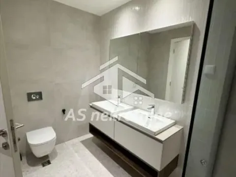 Izdavanje, četvorosoban stan, 110m², Savski Venac, Beograd - image 20