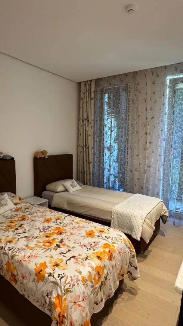 Rent, two bedroom apartment, 156m², Dukley Gardens, Budva