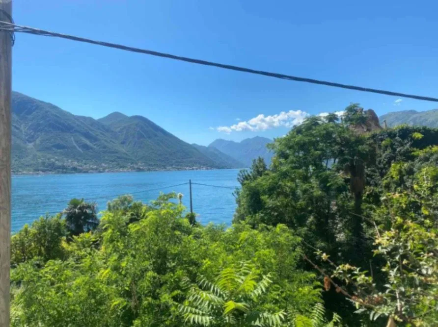 Rent, three bedroom apartment, 130m², Dobrota, Kotor