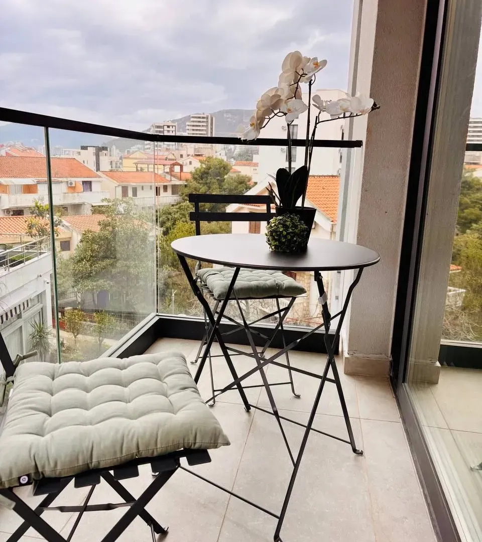 Sale, one bedroom apartment, 42m², Rafailovići, Budva