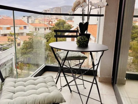 Prodaja, jednosoban stan, 42m², Rafailovići, Budva - image 2