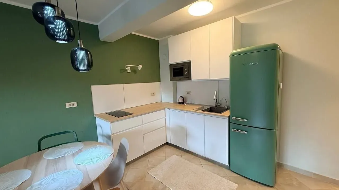 Prodaja, dvosoban stan, 63m², Centar, Budva