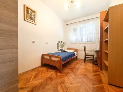 Rent, two bedroom apartment, 60m², Tološi, Podgorica - image 6