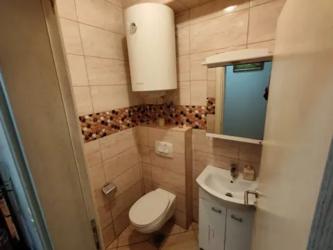 Sale, two bedroom apartment, 67m², Petrovac, Budva - image 2