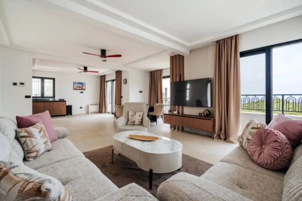 Sale, house, 318m², Blizikuće, Budva