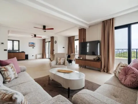 Prodaja, kuća, 318m², Blizikuće, Budva - image 8