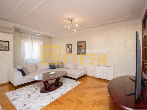 Izdavanje, dvosoban stan, 94m², Centar, Podgorica - image 8