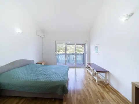 Prodaja, kuća, 199m², Lepetani, Tivat - image 35