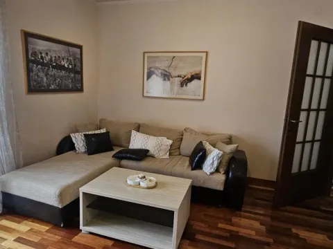 Izdavanje, stan, 70m², City Kvart, Podgorica - image 2