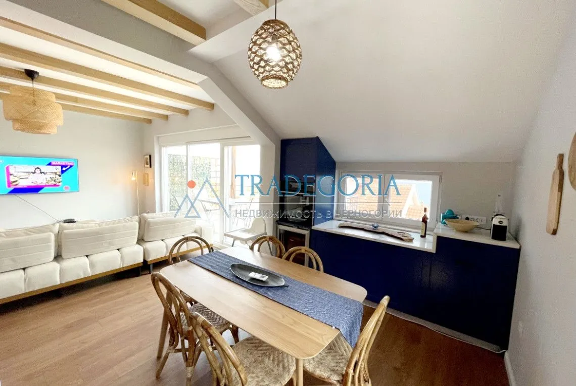 Prodaja, dvosoban stan, 97m², Prčanj, Kotor