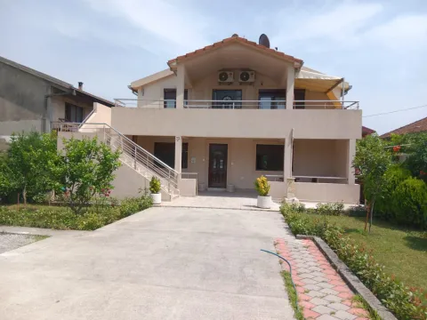 Prodaja, kuća, 180m², Podgorica, Crna Gora - image 13