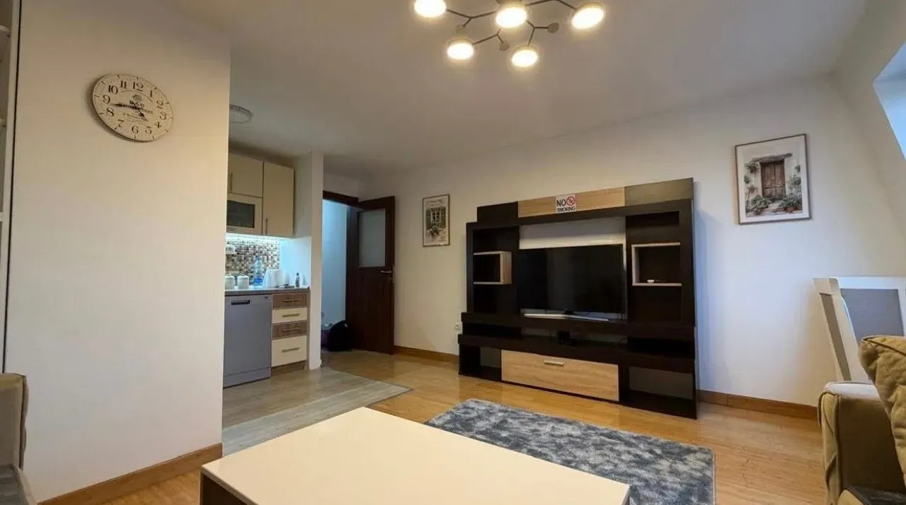Rent, three bedroom apartment, 82m², Centar, Podgorica
