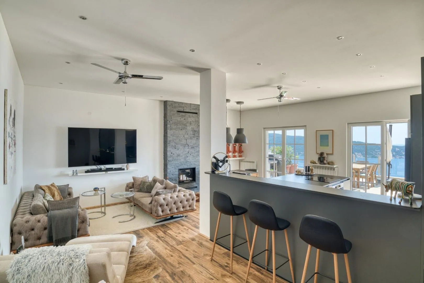 Prodaja, kuća, 230m², Podi, Herceg Novi