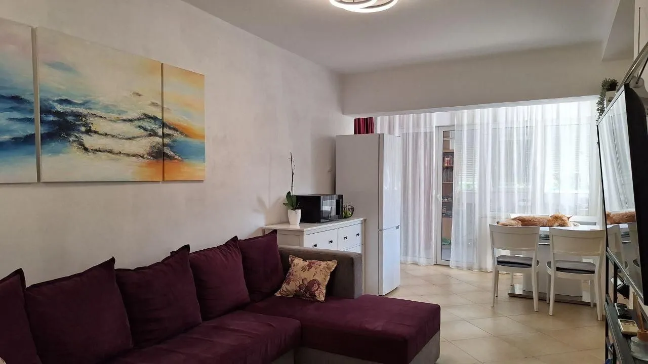 Sale, two bedroom apartment, 60m², Petrovac, Budva