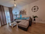 Rent, two bedroom apartment, 50m², Južni Bulevar, Vračar Sve Podlokacije - image 2