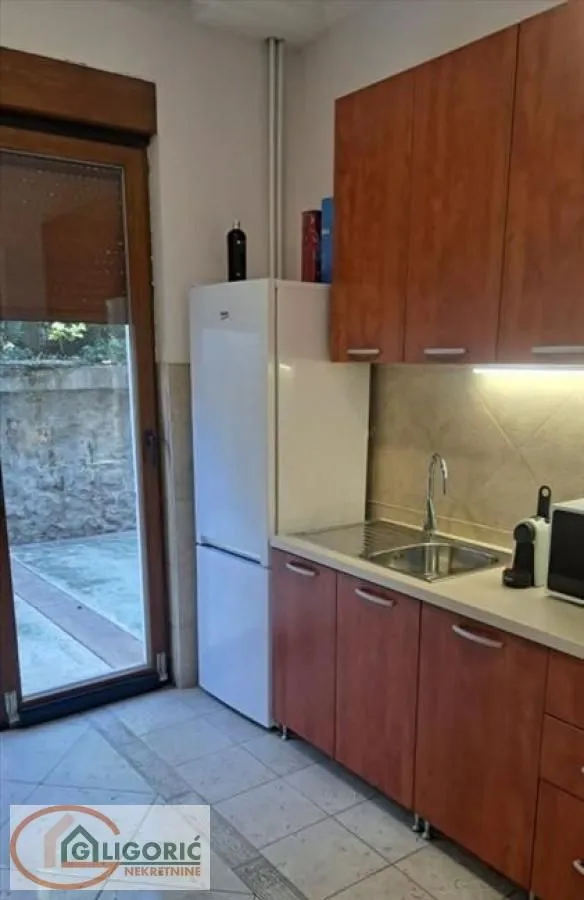Rent, apartment, 500m², Autokomanda, Voždovac Sve Podlokacije
