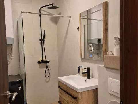 Prodaja, trosoban stan, 86m², Radanovići, Kotor - image 11