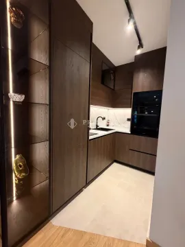 Prodaja, jednosoban stan, 45m², City Kvart, Podgorica - image 9