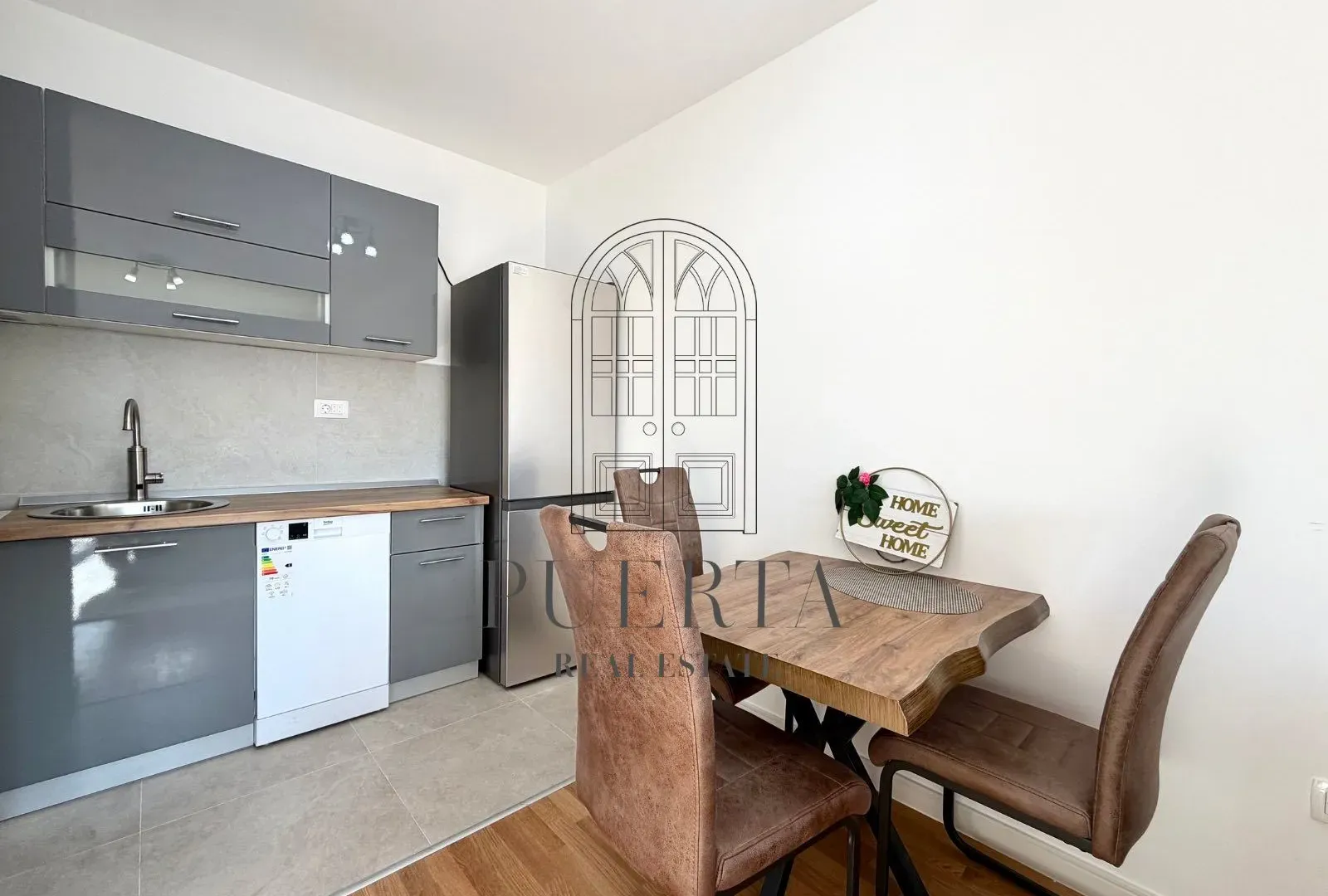 Rent, one bedroom apartment, 42m², Stari Aerodrom, Podgorica