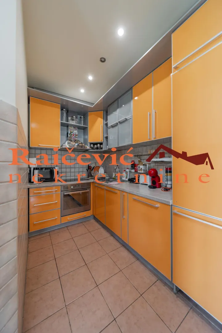 Prodaja, četvorosoban stan, 142m², Savski Venac, Beograd