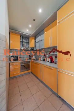 Prodaja, četvorosoban stan, 142m², Savski Venac, Beograd - image 6