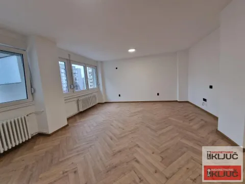 Prodaja, trosoban stan, 73m², Bulevar Oslobodjenja, Novi Sad Sve Podlokacije - image 4