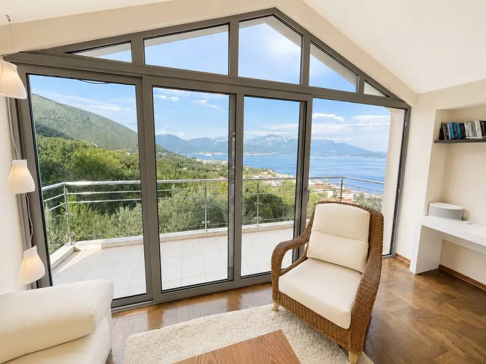 Sale, one bedroom apartment, 48m², Đenovići, Herceg Novi