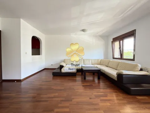 Izdavanje, dvosoban stan, 100m², Preko Morače, Podgorica - image 1