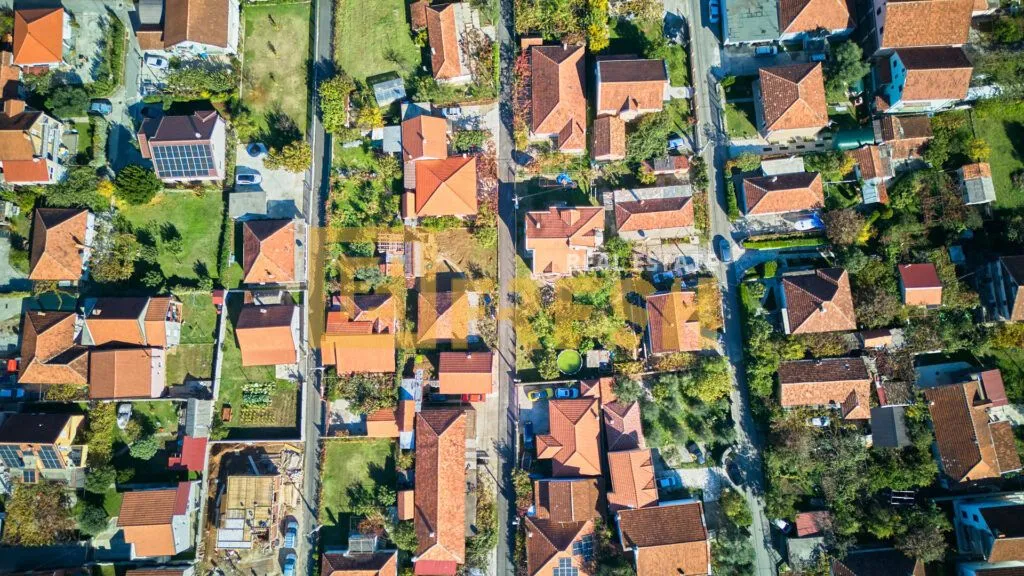 Prodaja, plac, 340m², Tološi, Podgorica