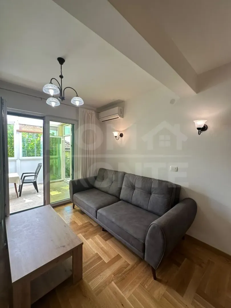 Prodaja, jednosoban stan, 50m², Kalimanj, Tivat