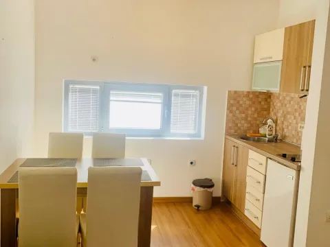 Prodaja, jednosoban stan, 40m², Centar, Ulcinj - image 7