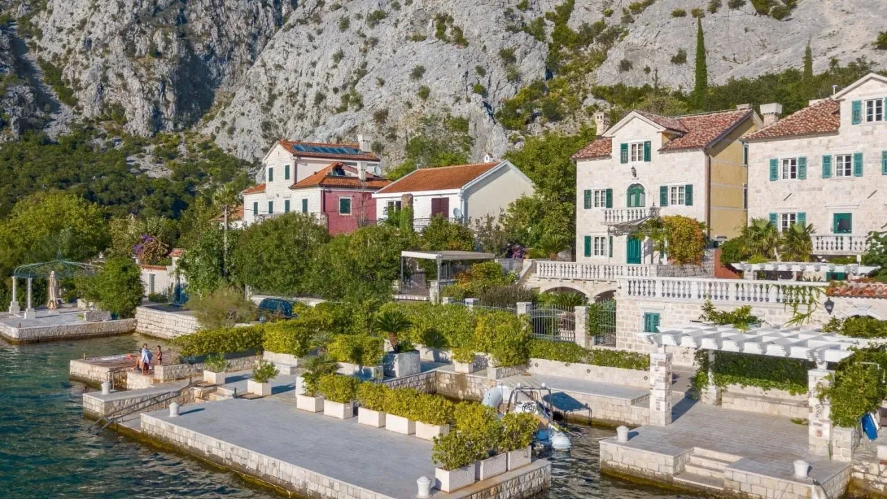 Sale, house, 436m², Ljuta, Kotor