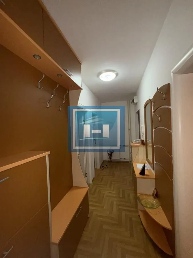 Izdavanje, trosoban stan, 72m², Pivara, Jagodina