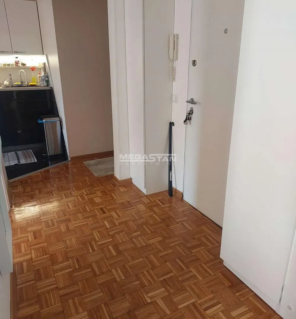 Rent, two bedroom apartment, 51m², Novi Beograd Blok 62, Novi Beograd Sve Podlokacije